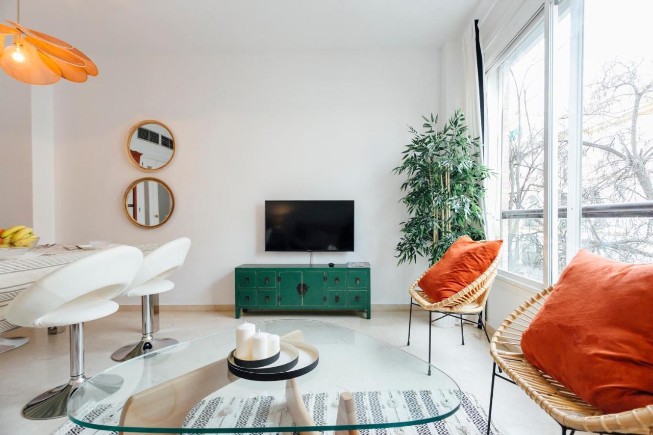 Reformed And Bright- 2Bdr 1Bth- Nervion Apartment Севиля Екстериор снимка