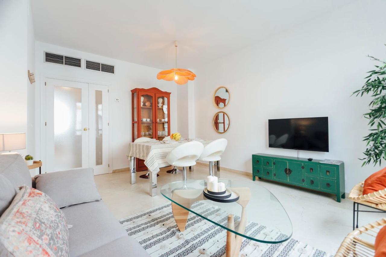 Reformed And Bright- 2Bdr 1Bth- Nervion Apartment Севиля Екстериор снимка
