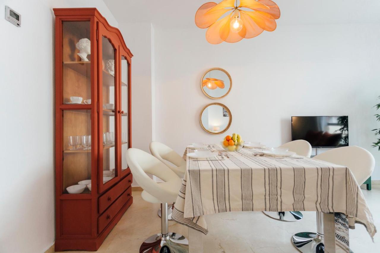 Reformed And Bright- 2Bdr 1Bth- Nervion Apartment Севиля Екстериор снимка