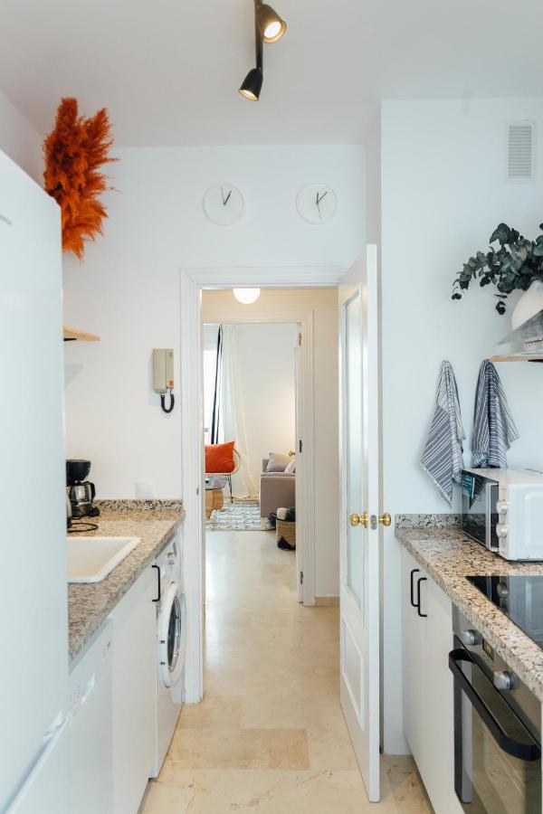 Reformed And Bright- 2Bdr 1Bth- Nervion Apartment Севиля Екстериор снимка