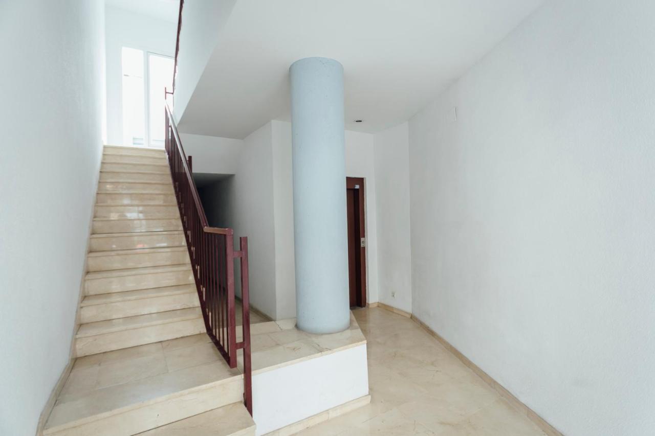 Reformed And Bright- 2Bdr 1Bth- Nervion Apartment Севиля Екстериор снимка